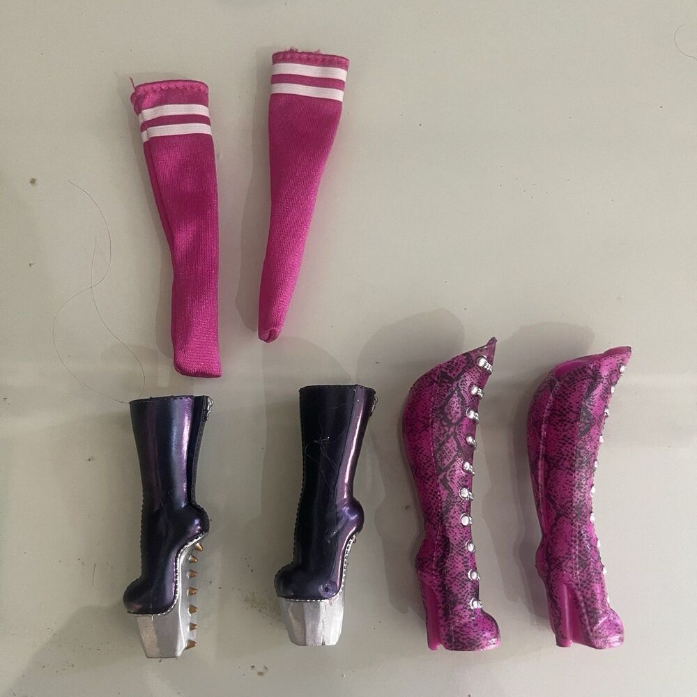 3x LOL Surprise OMG shoes socks lot FAME QUEEN Lady Diva Starlette Roller Chick